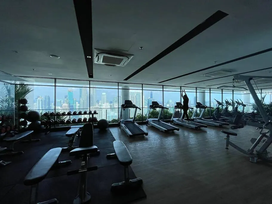 The Luxe & The Colony Infinitum By Romeo Bnb Kuala Lumpur 0*,