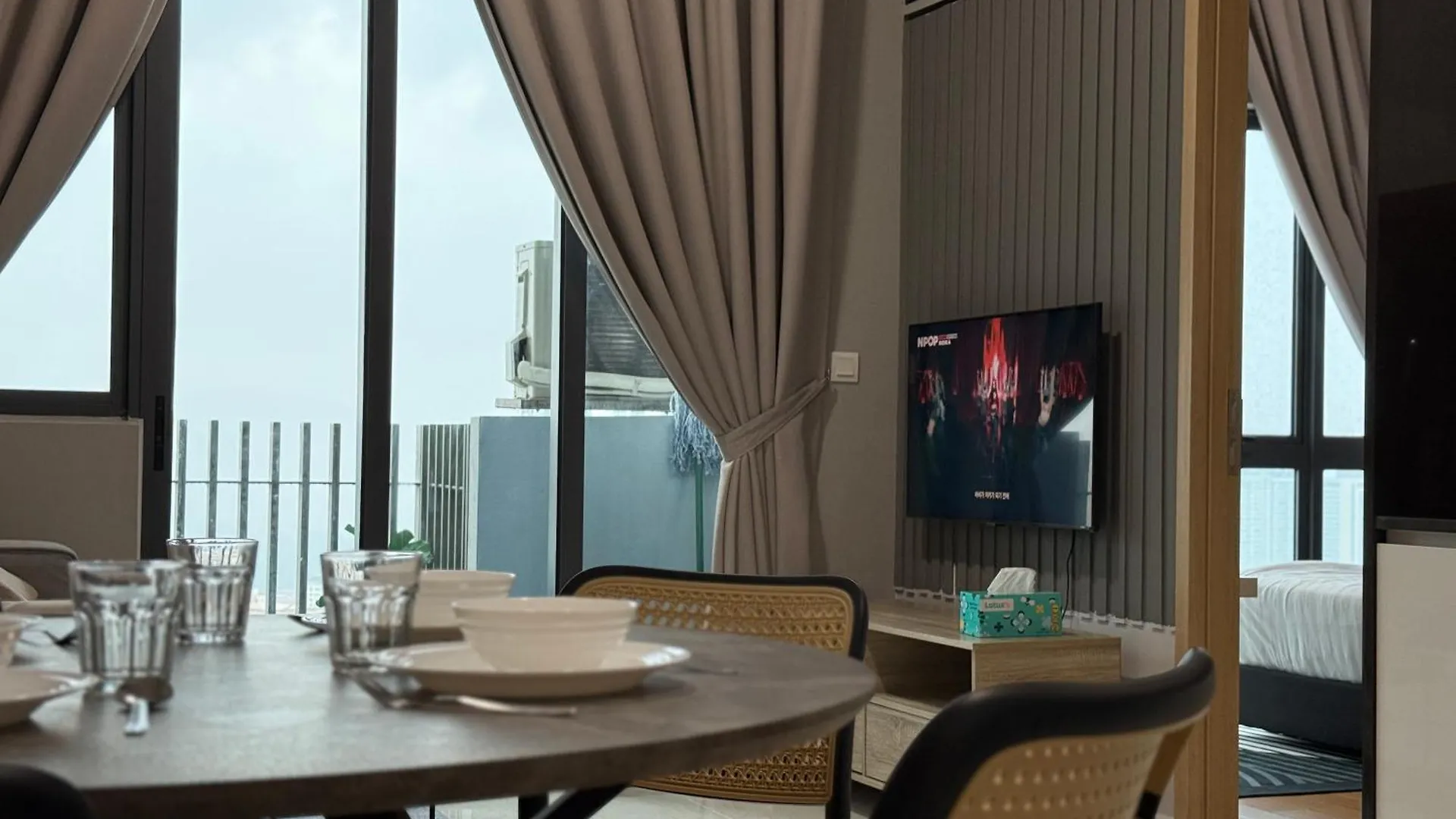 The Luxe & The Colony Infinitum By Romeo Bnb Kuala Lumpur Ma­lay­sia